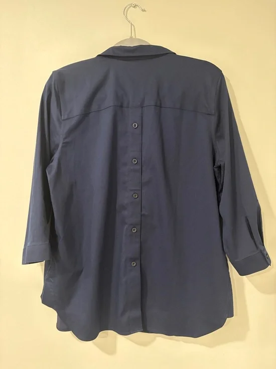 Chicos No Iron Stretch Popover Tunic Top - Picture 2 of 8